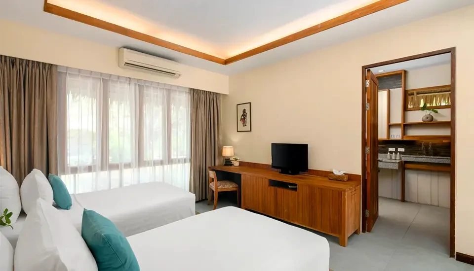 هتل سایی فی فی آیلند ویلج